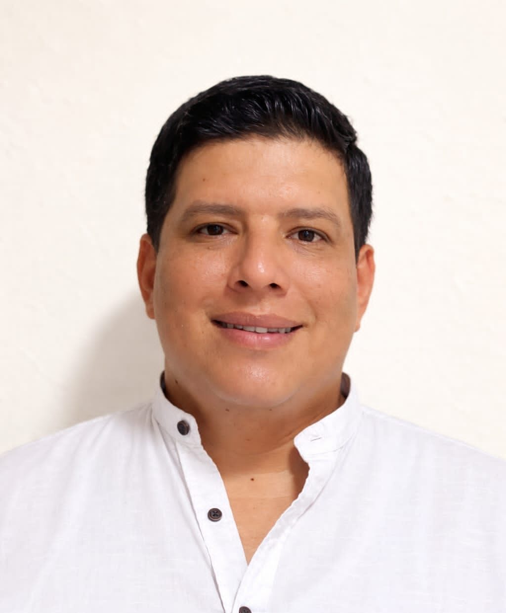  Lcdo. Freddy Zamora